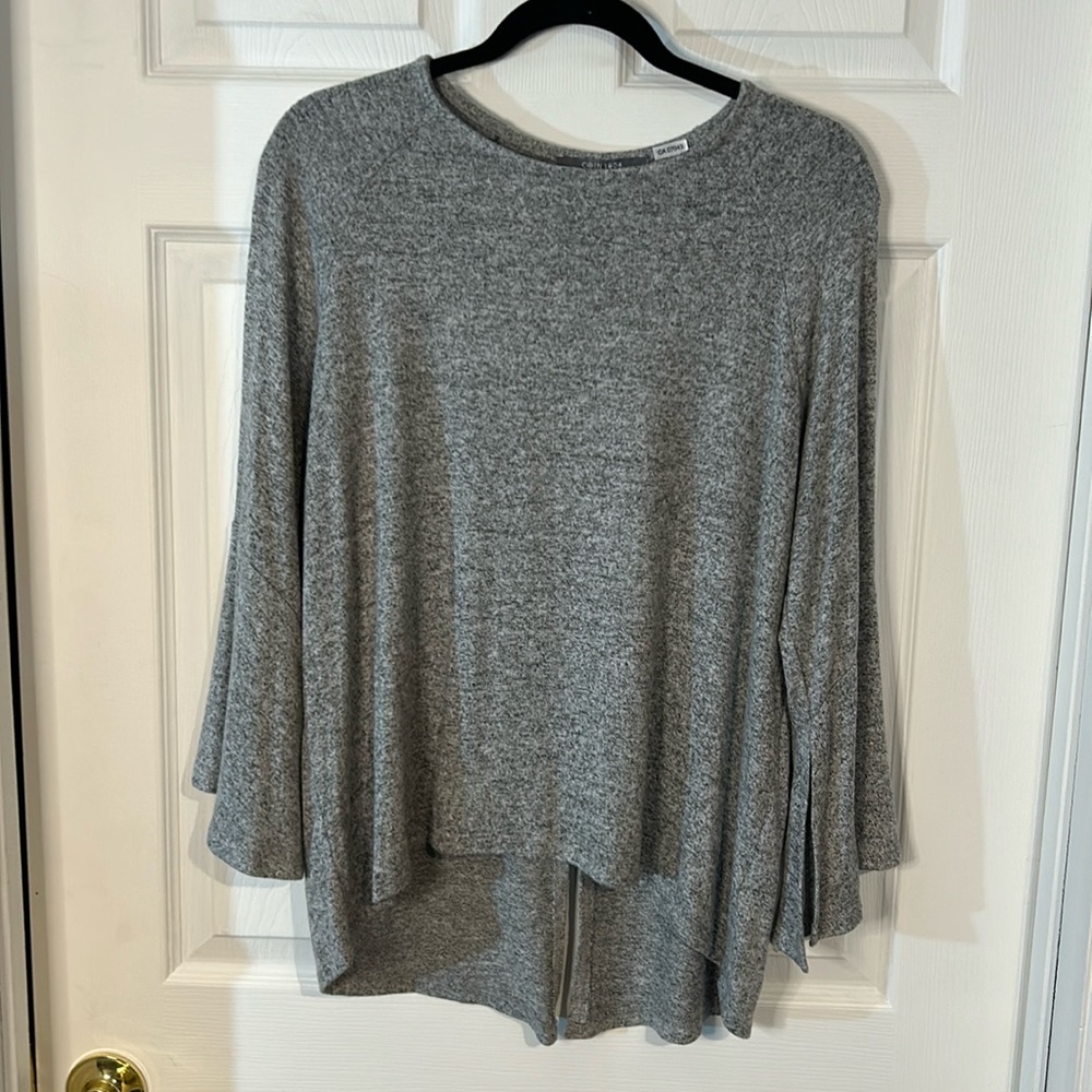 Ladies Size XL Unique Coin 1804 Los Angeles Bell Sleeve Top